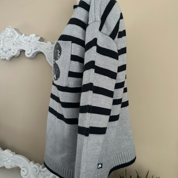 NWOT Karl Lagerfeld Paris Striped Mock Neck Sweater Size Small - Picture 6 of 8